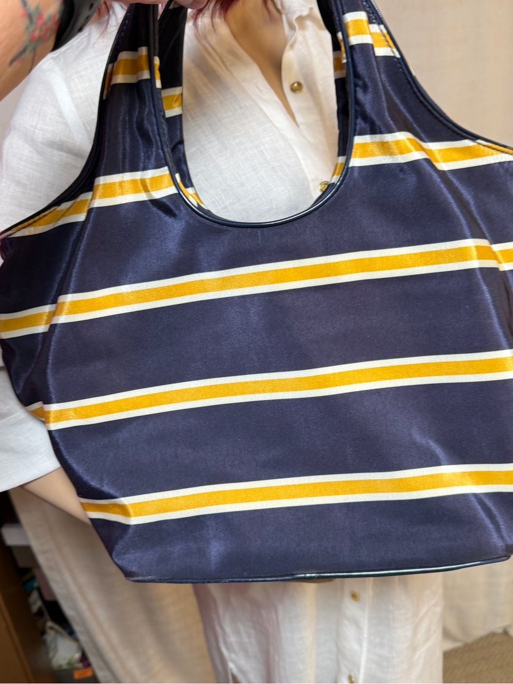 Kate Spade Pre-Loved Navy Striped Bow-Accent Purse Tote Bag (P229) - Picture 4 of 8
